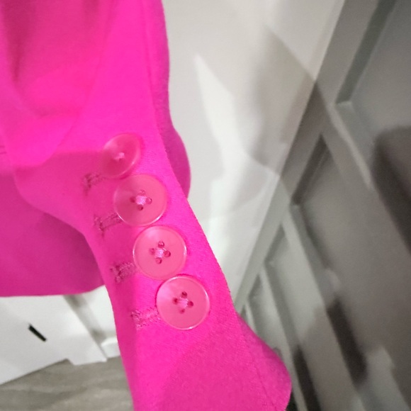 Express Women's Fuchsia Blazer NWT Size Medium - Picture 4 of 10